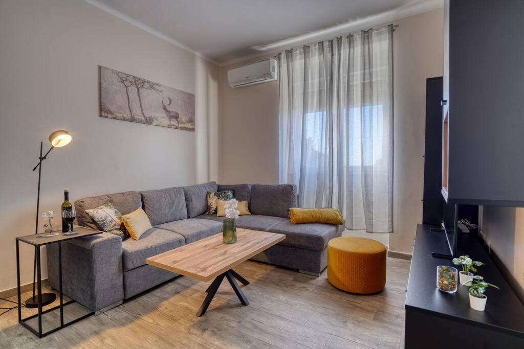 Cozy Modern Apartment Rijeka Exterior foto