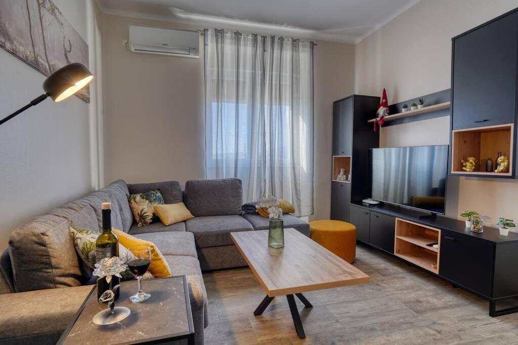 Cozy Modern Apartment Rijeka Exterior foto